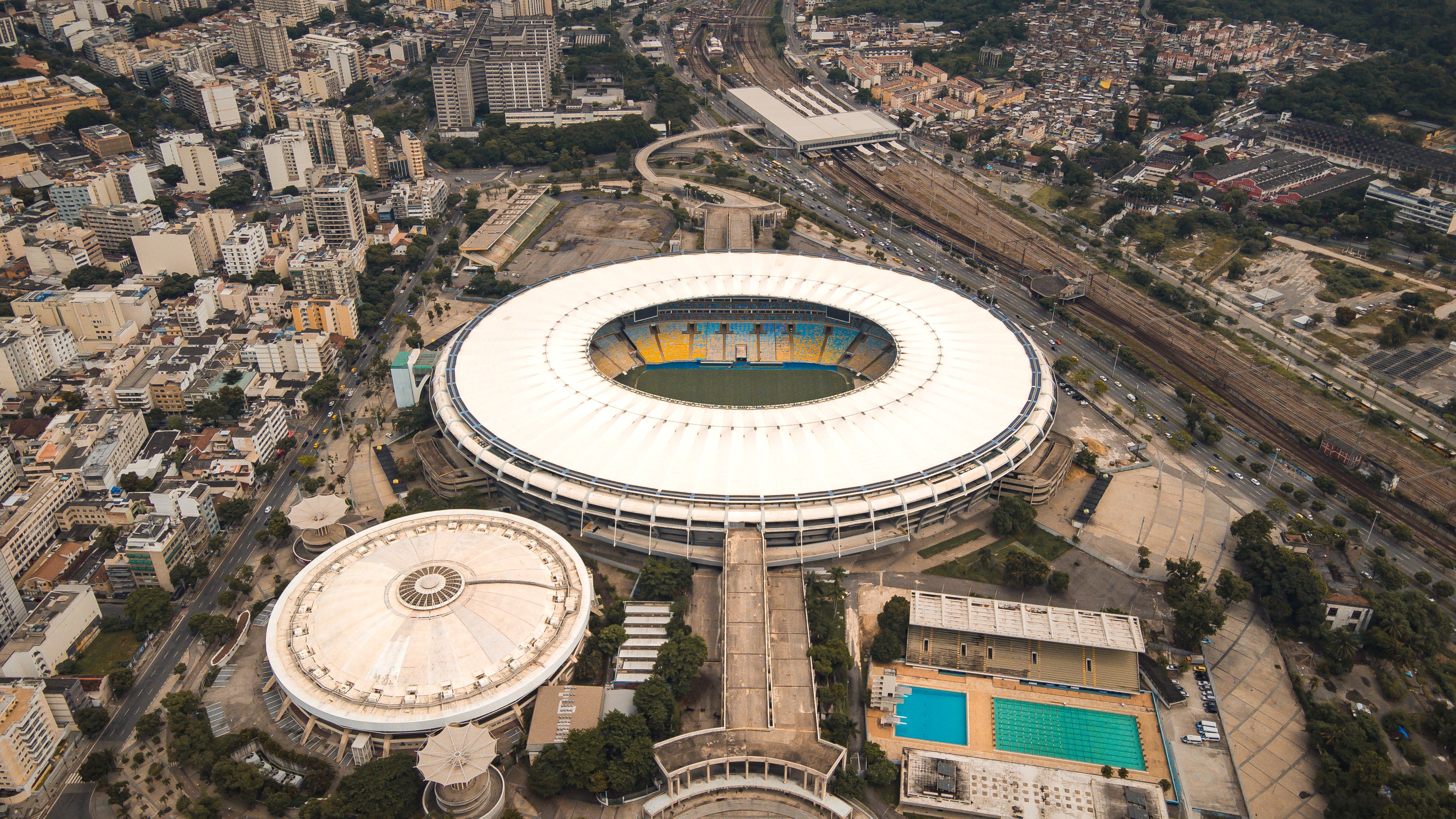 Eventos no Rio: estádios e transfer executivo