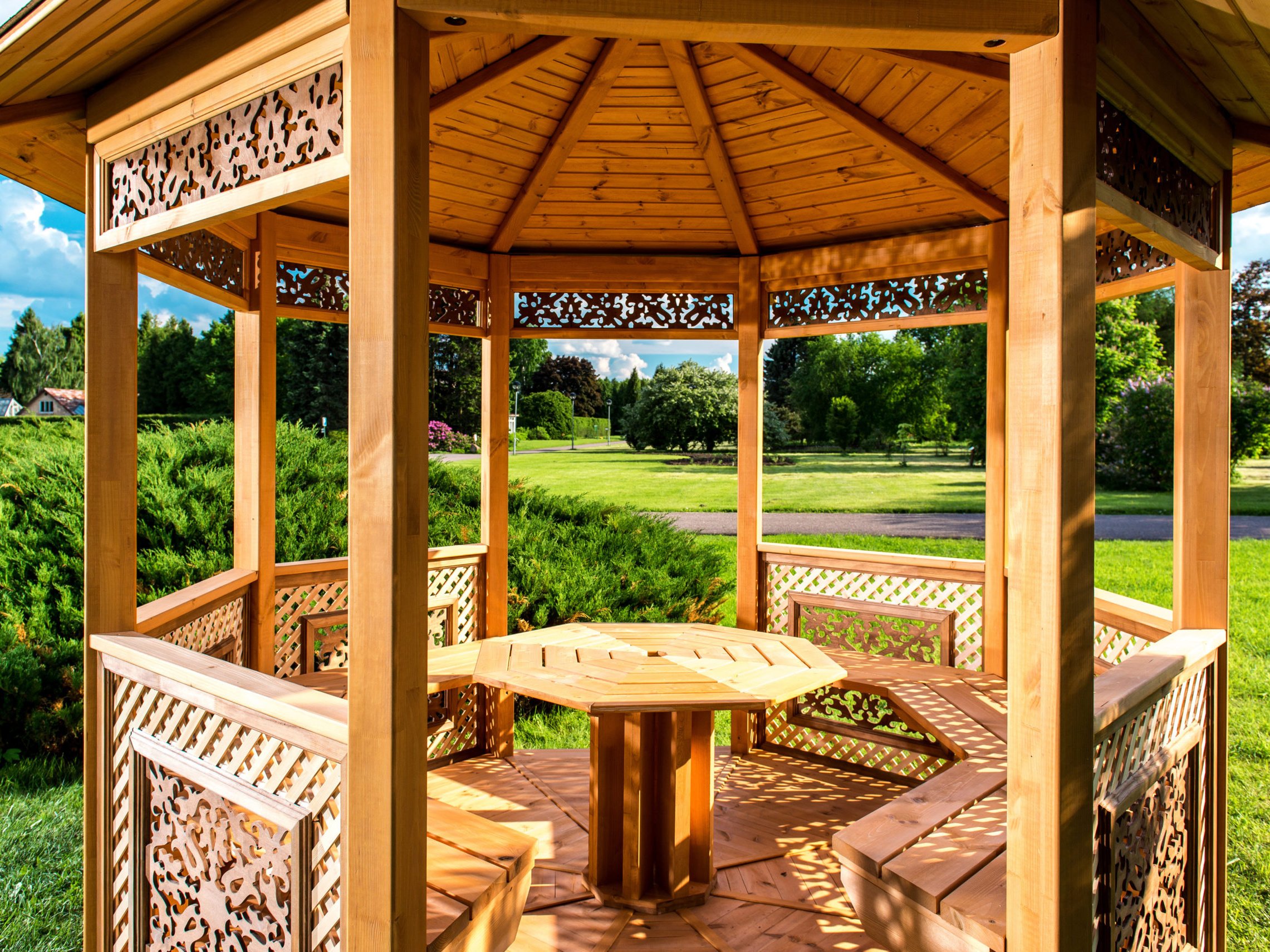 Custom gazebo construction in Minnesota