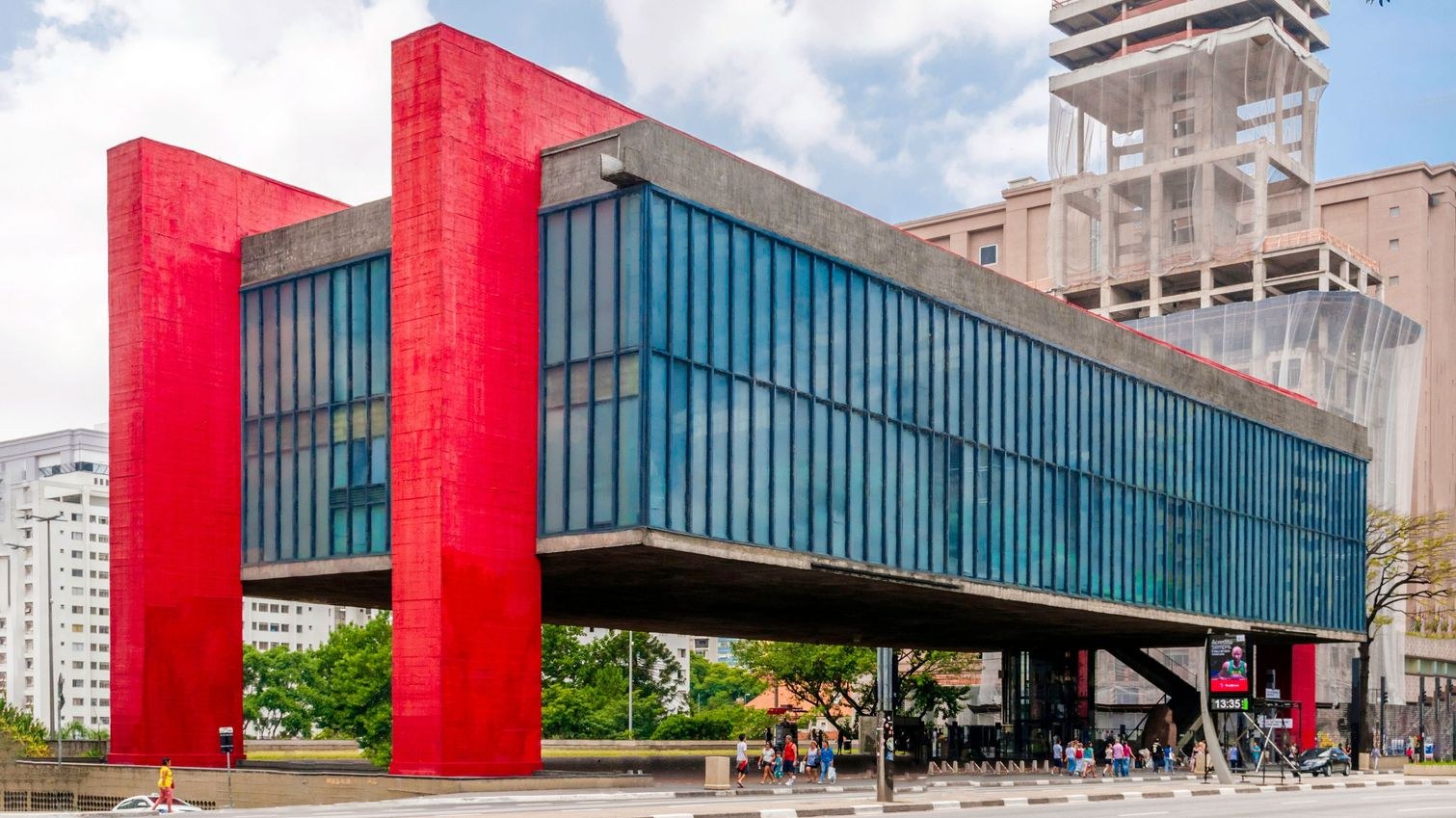 Avenida Paulista e MASP: o clássico mais fácil de combinar