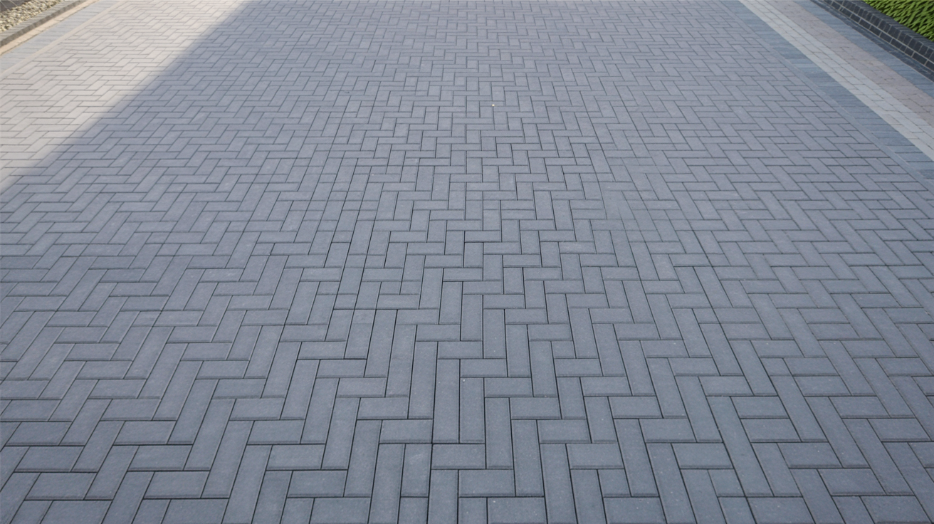Herringbone pattern block paved driveway