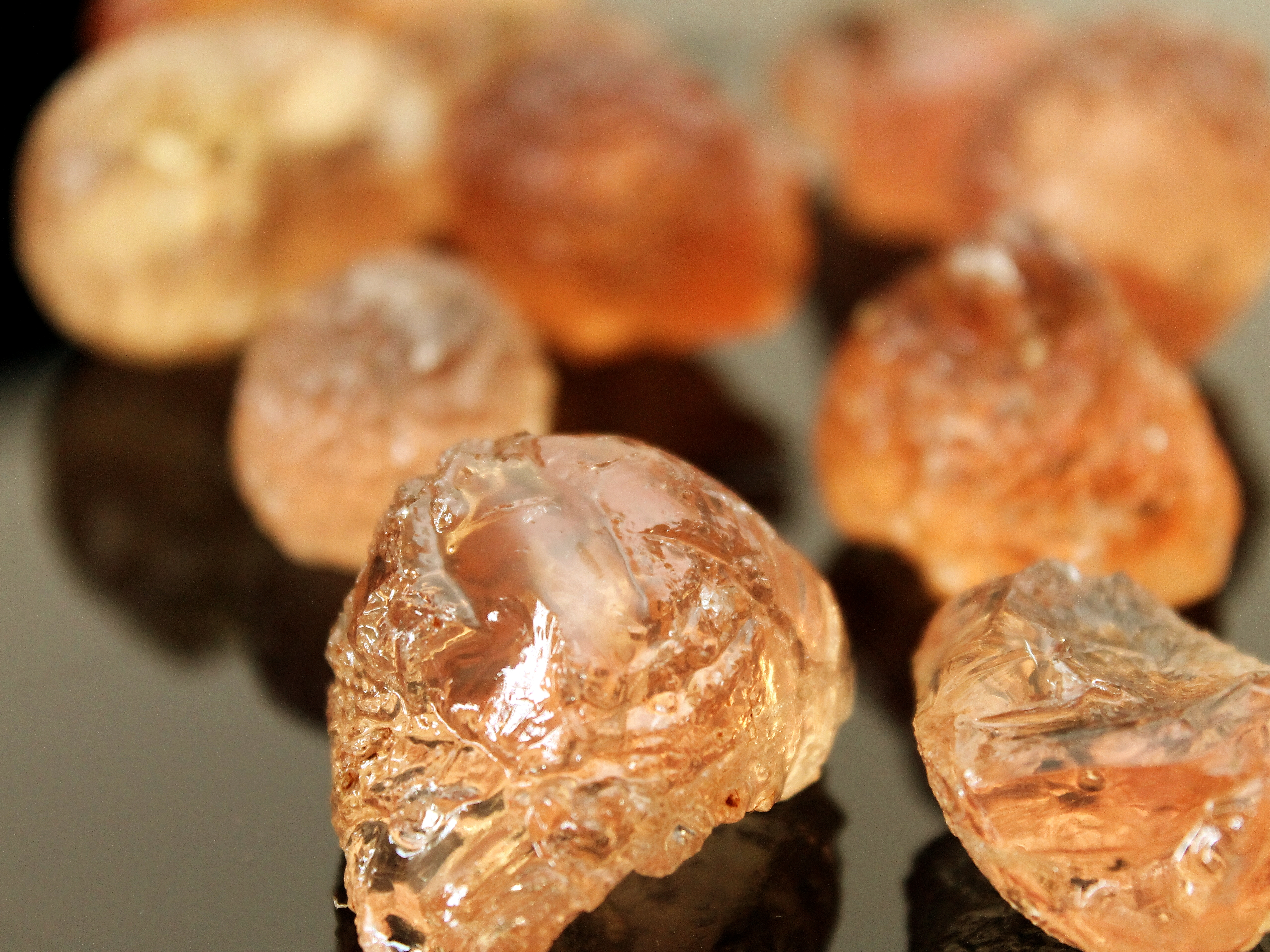 Natural amber gum Arabic resin pieces