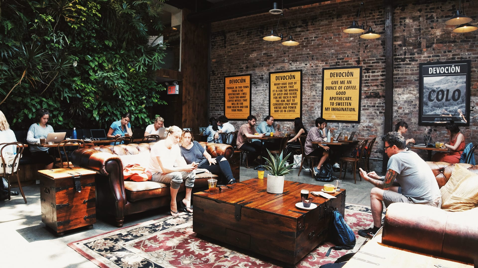 5 Social Media Mistakes Local Businesses Make (And How to Fix Them)