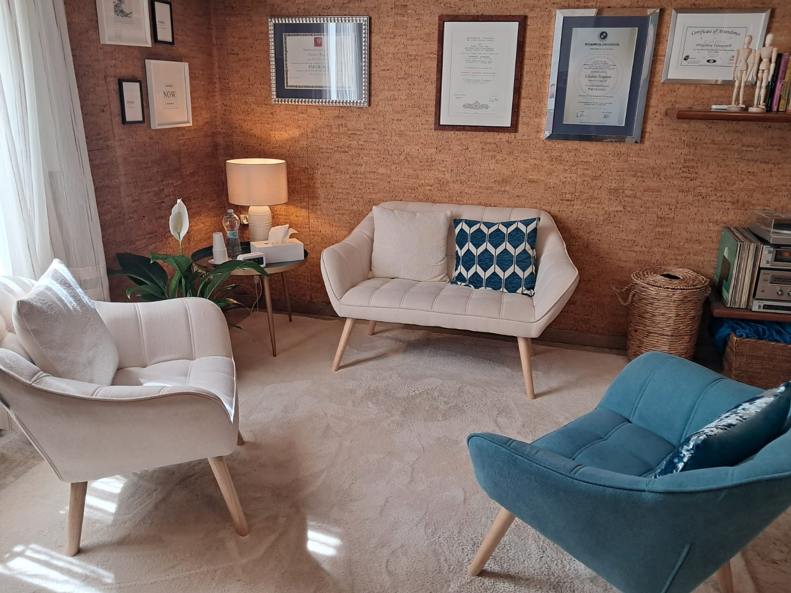 Studio di psicologia - ambiente accogliente con poltrone