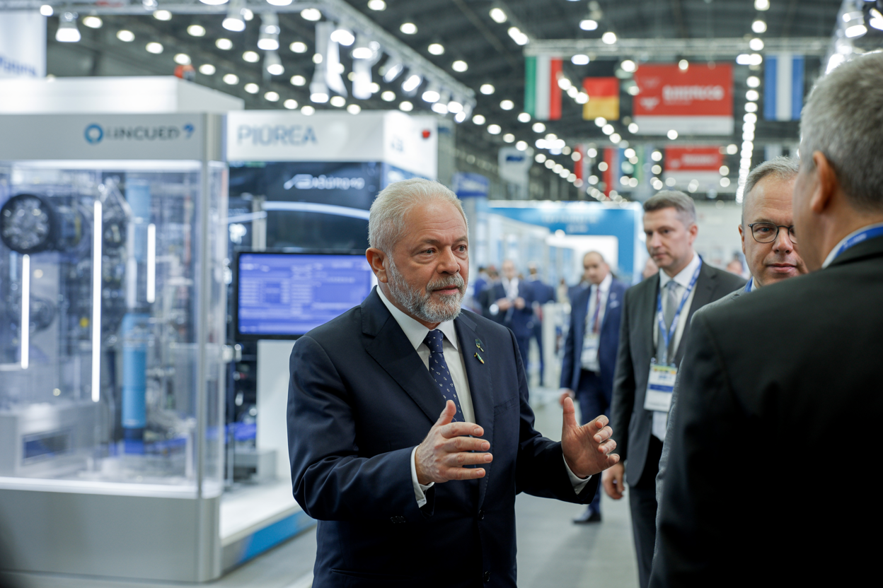 Lula Participa da Feira de Hannover e Defende Parcerias com a Europa