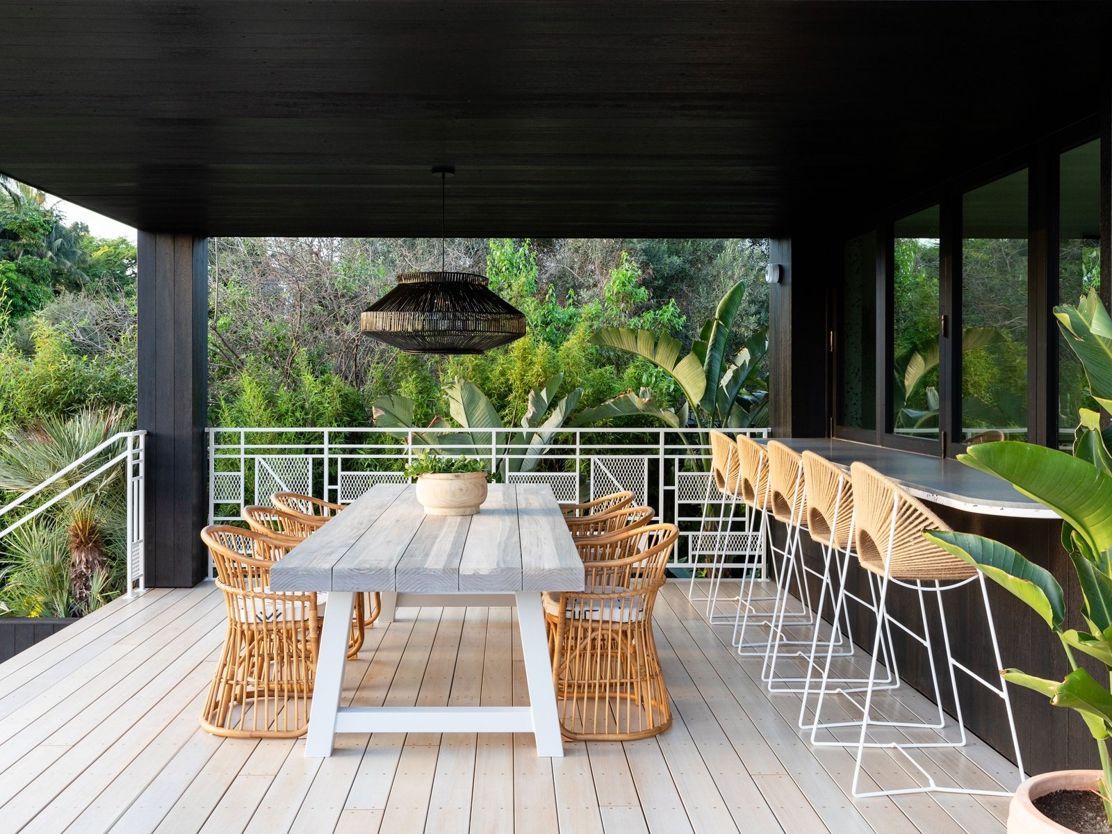 Beautiful wood deck construction in Minneapolis