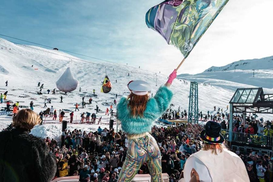 La Folie Douce après-ski party at Val d'Isère with crowds dancing