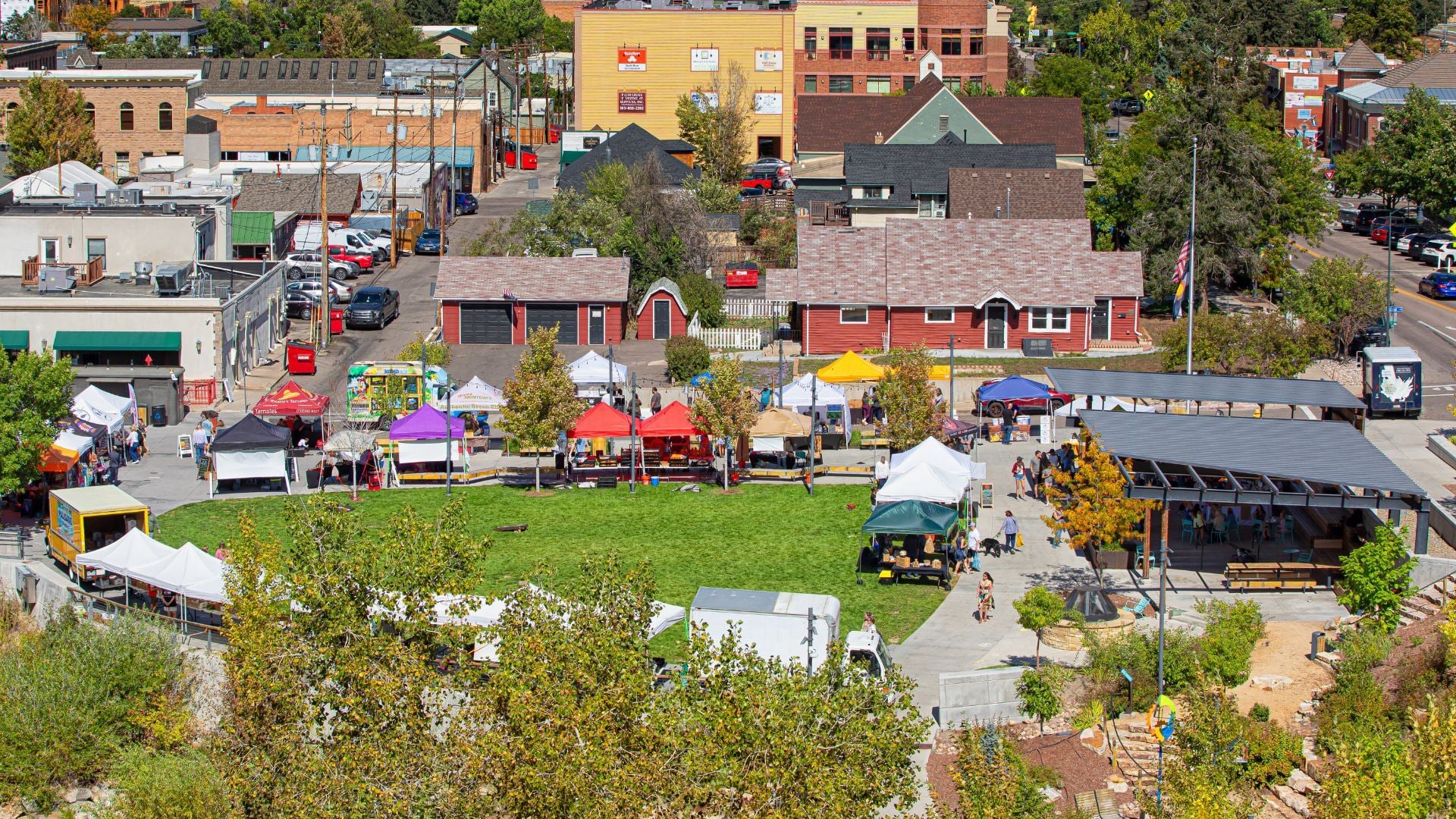 Enfield Farmers Market Returns to the Town Green This Summer