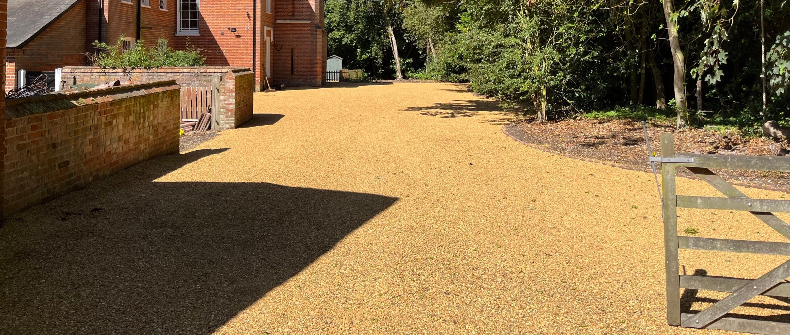 Tar and Chip Surface Dressing