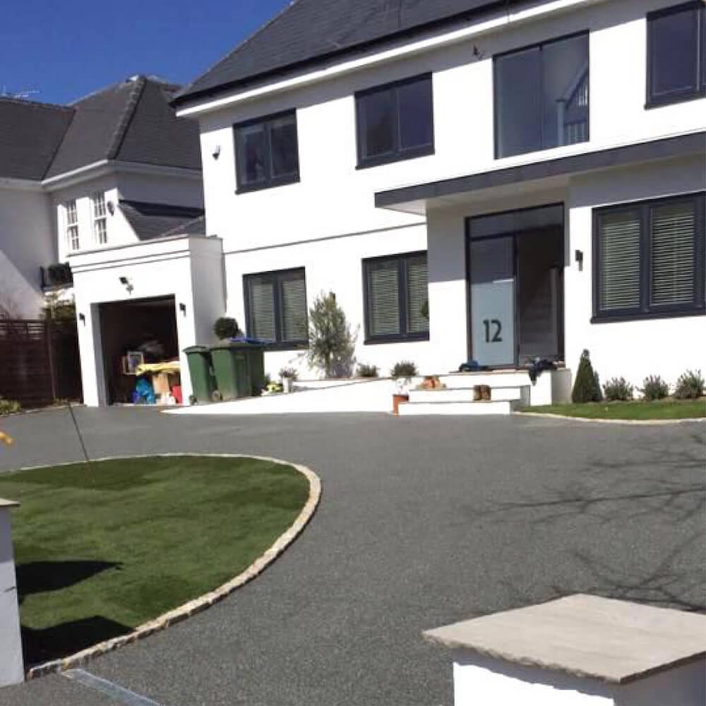 Grey resin bound driveway with smooth finish