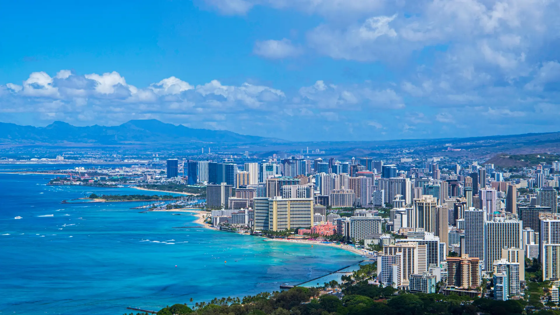 Honolulu Oahu city skyline
