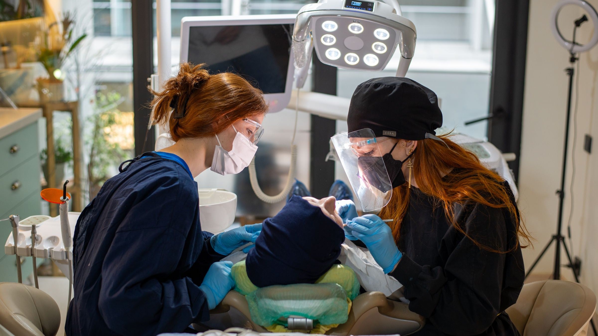 5 Signs You Need an Emergency Root Canal