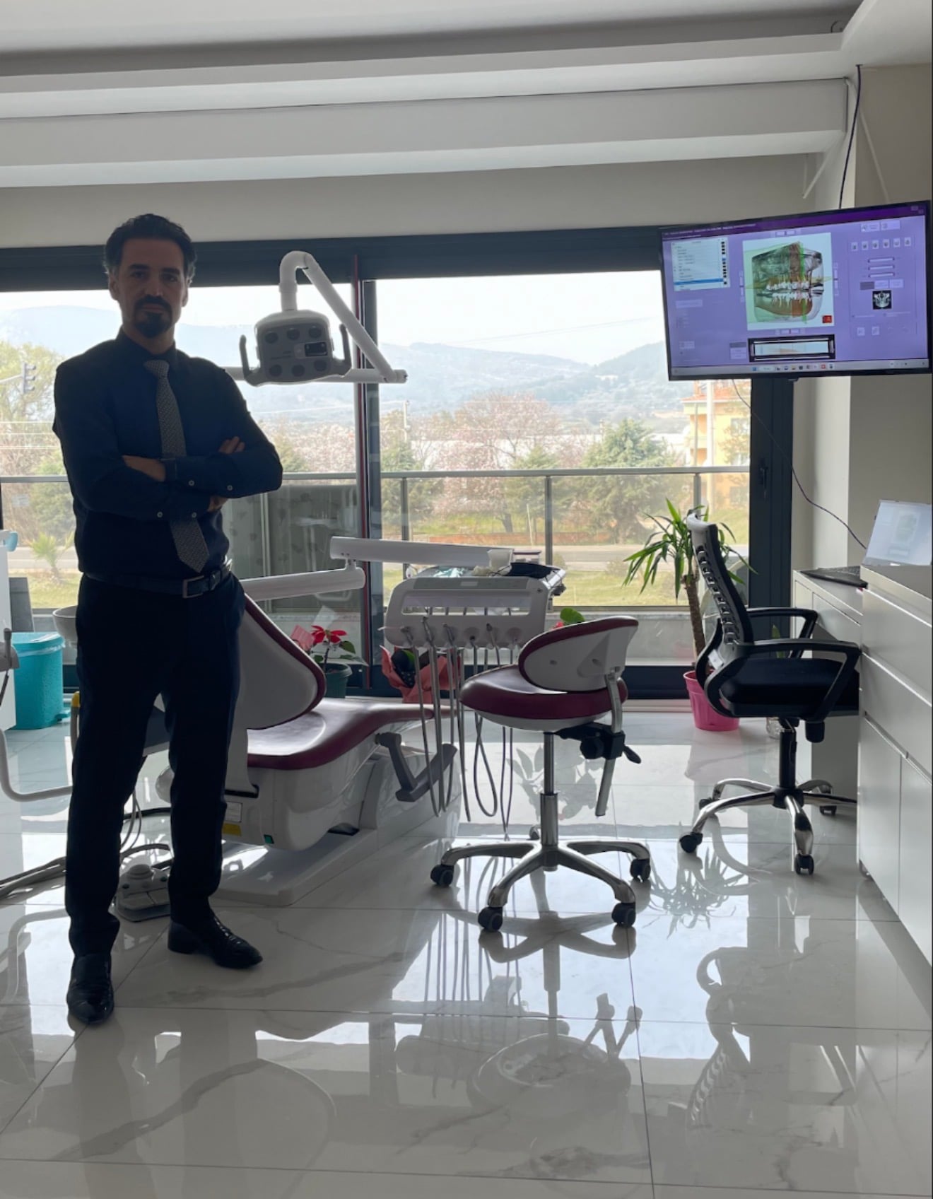 Prof. Dr. Oğuzhan Görler Muayenehanesi, Güzelbahçe İzmir