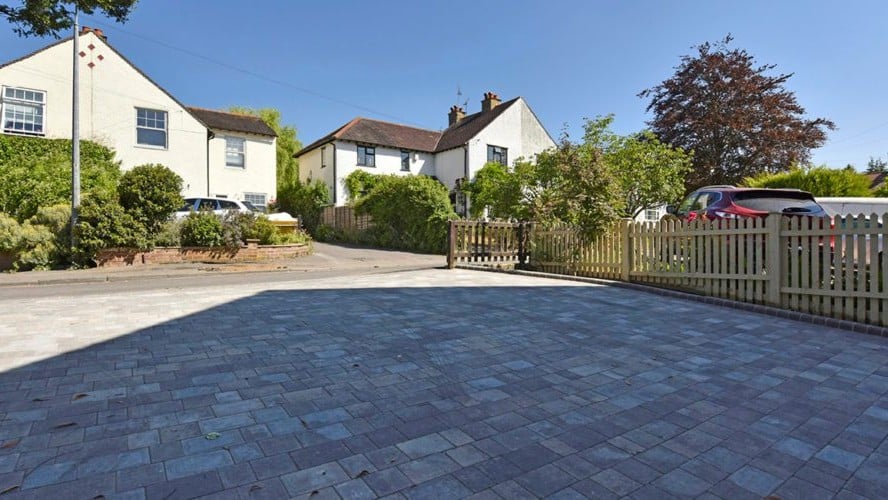 Driveways & Paving
