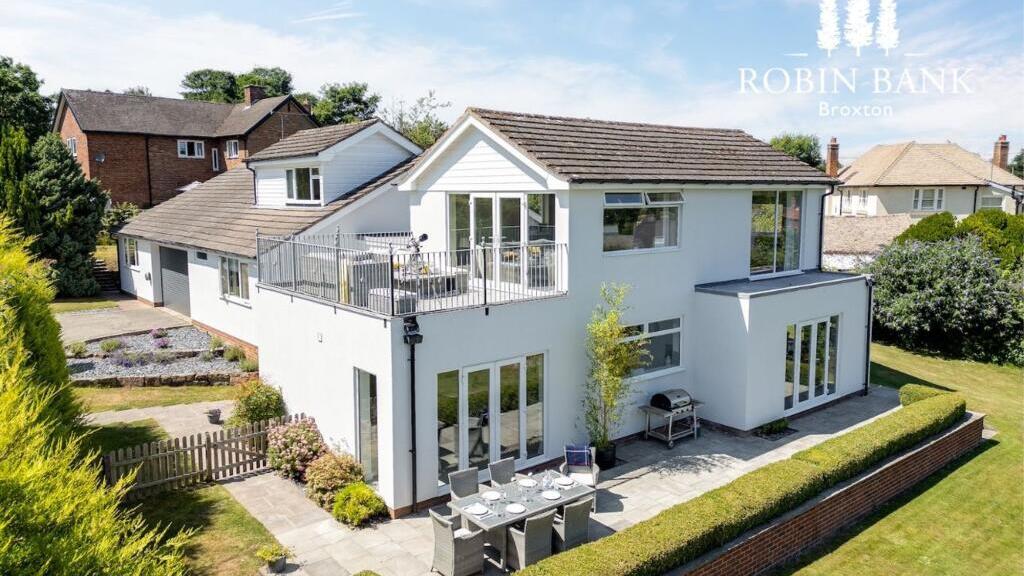 Beautiful UK detached house in Chester with professional roofing