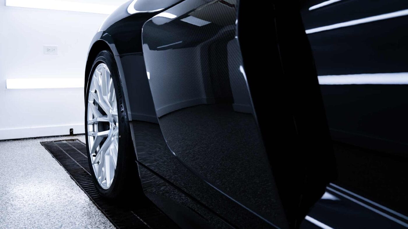 Leštění laku do zrcadlového lesku