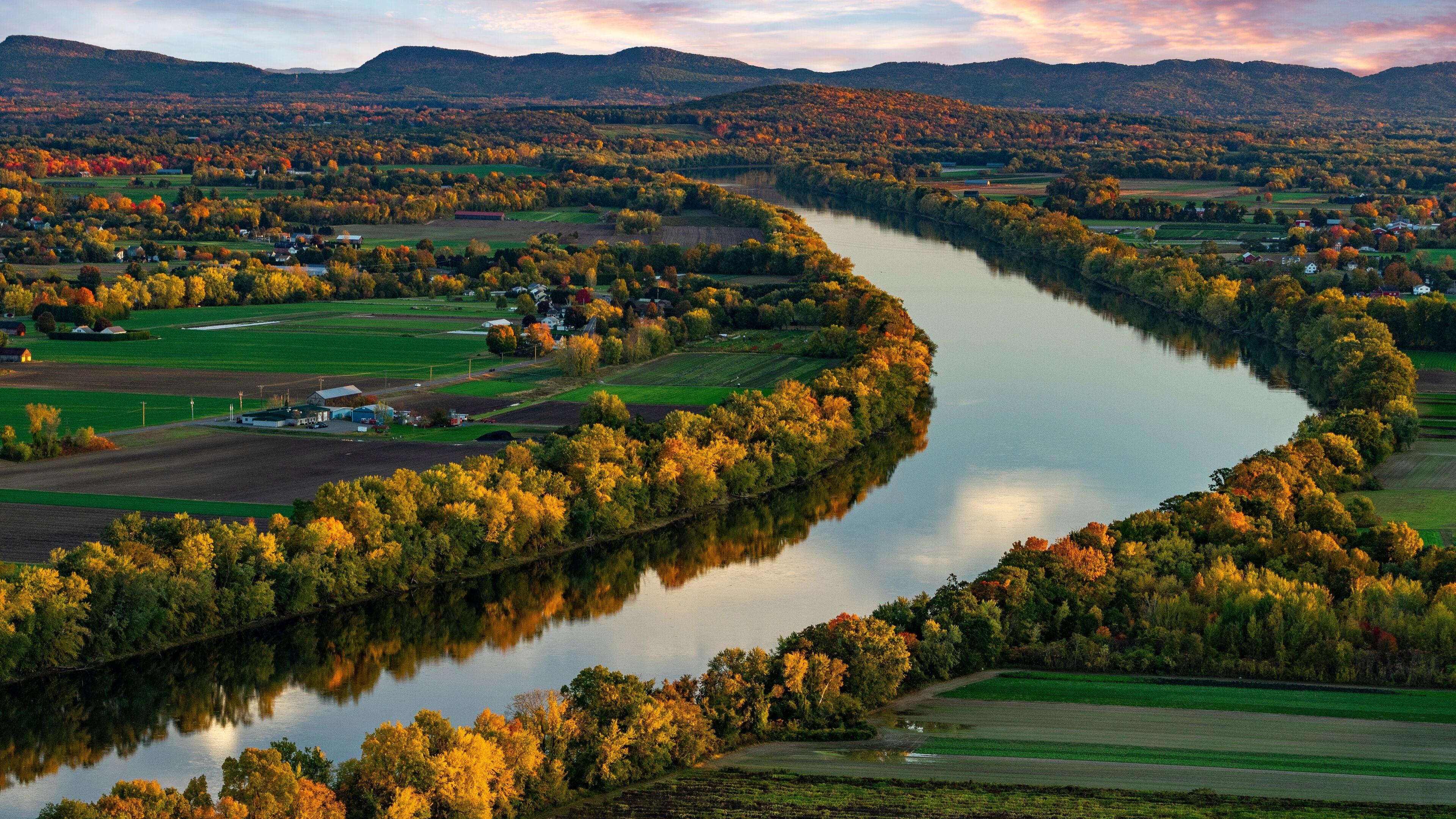 Scenic Connecticut River near Enfield