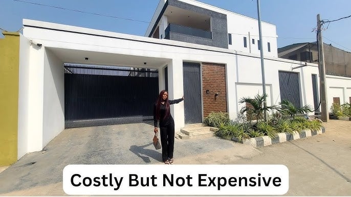 Family 4 Bedroom Duplex in Surulere