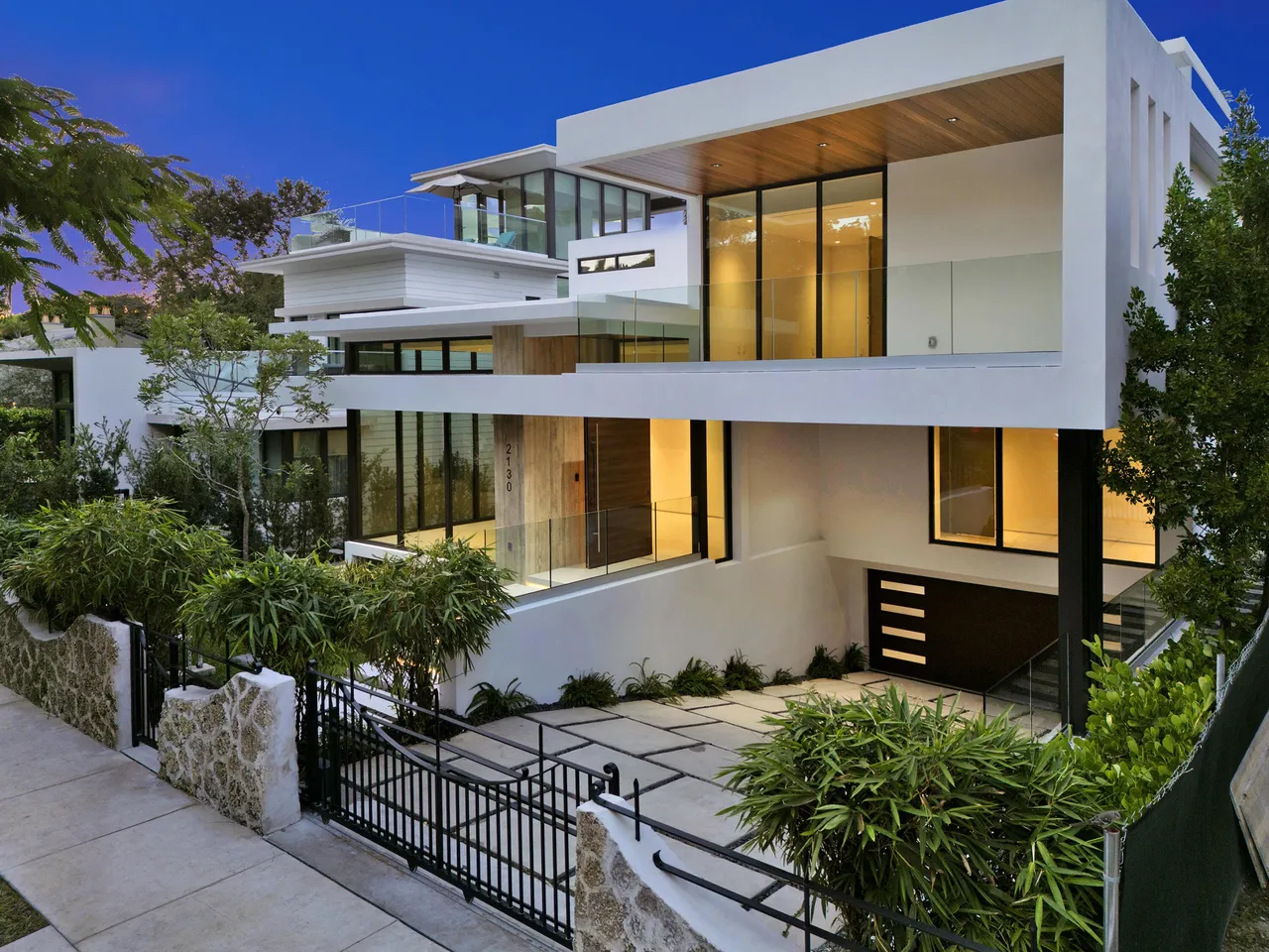 Modern Miami-Dade residential home served by JT Express Solutions remodeling contractors