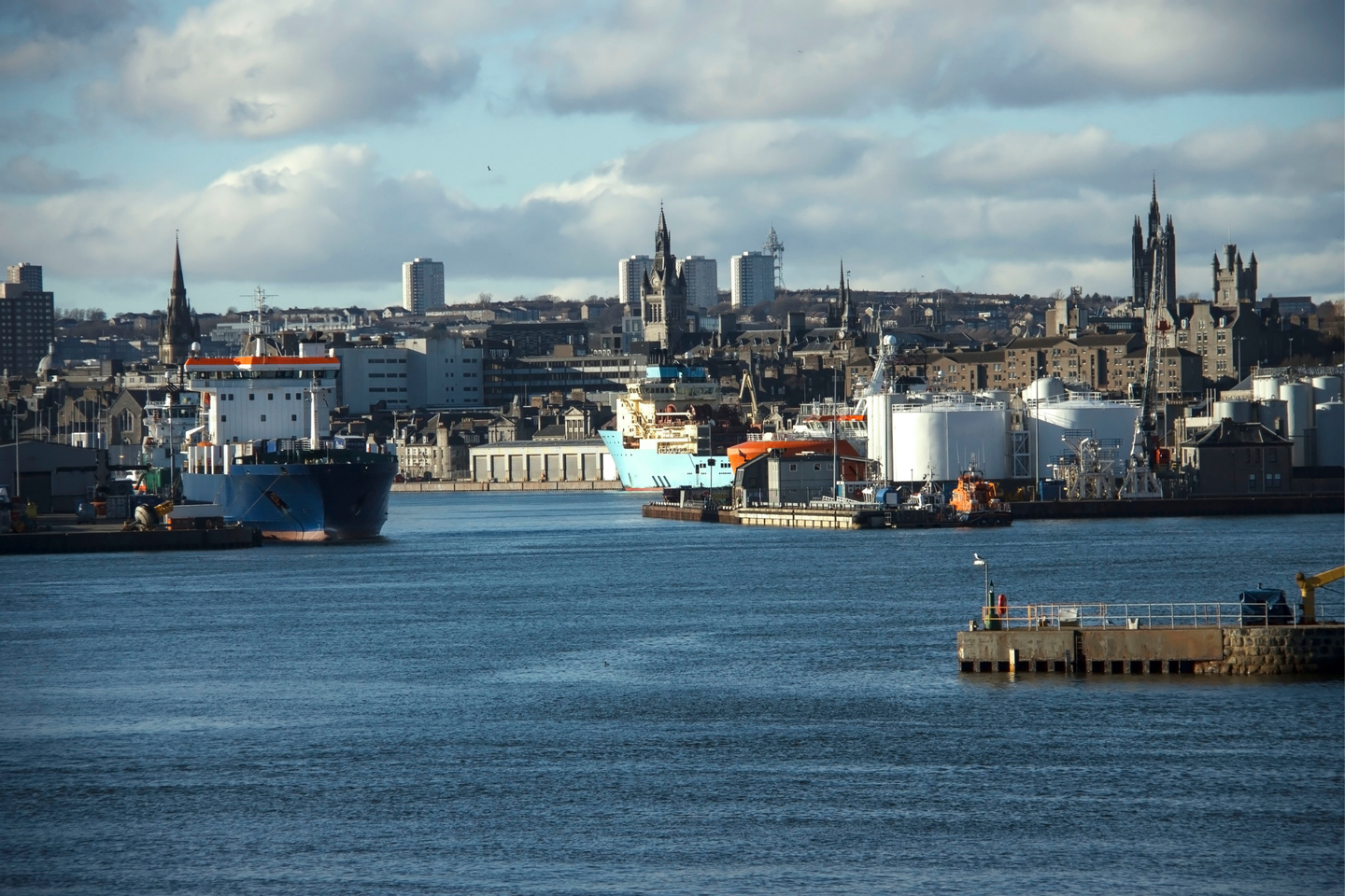 Aberdeen harbour view