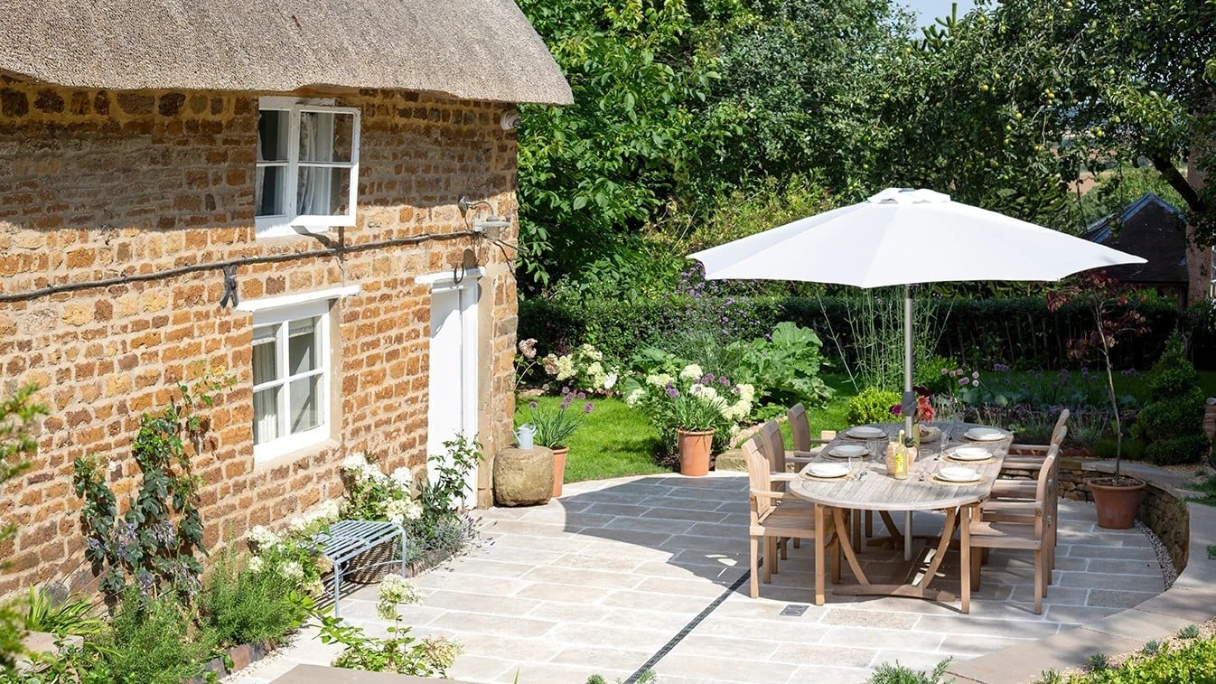 Patios project 2 by M&H Home Improvements
