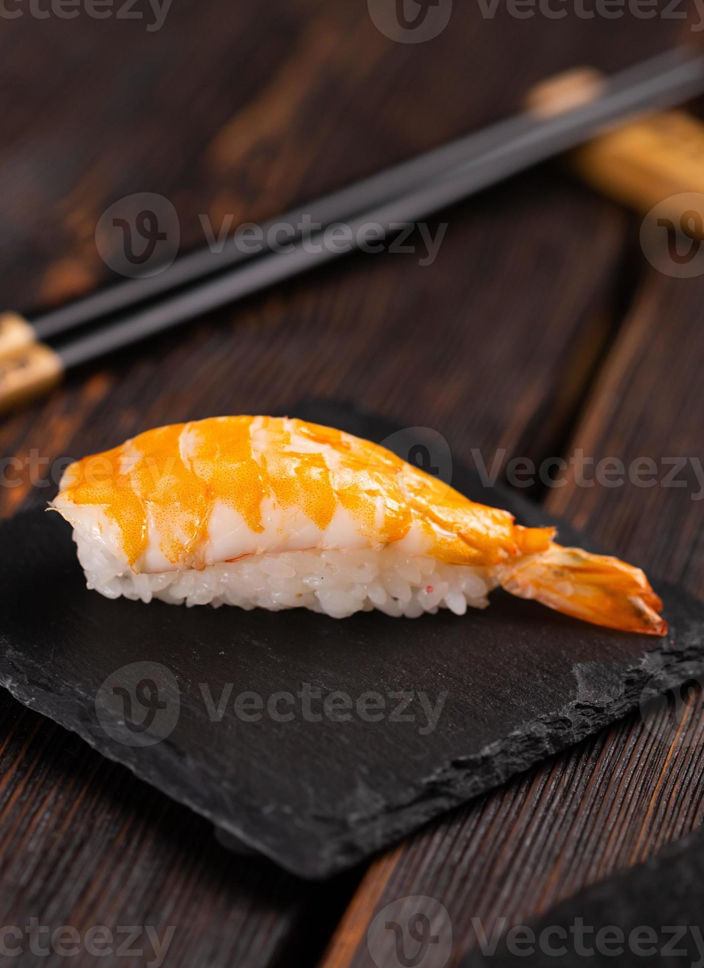 Nigiri de Camarón (2 piezas)
