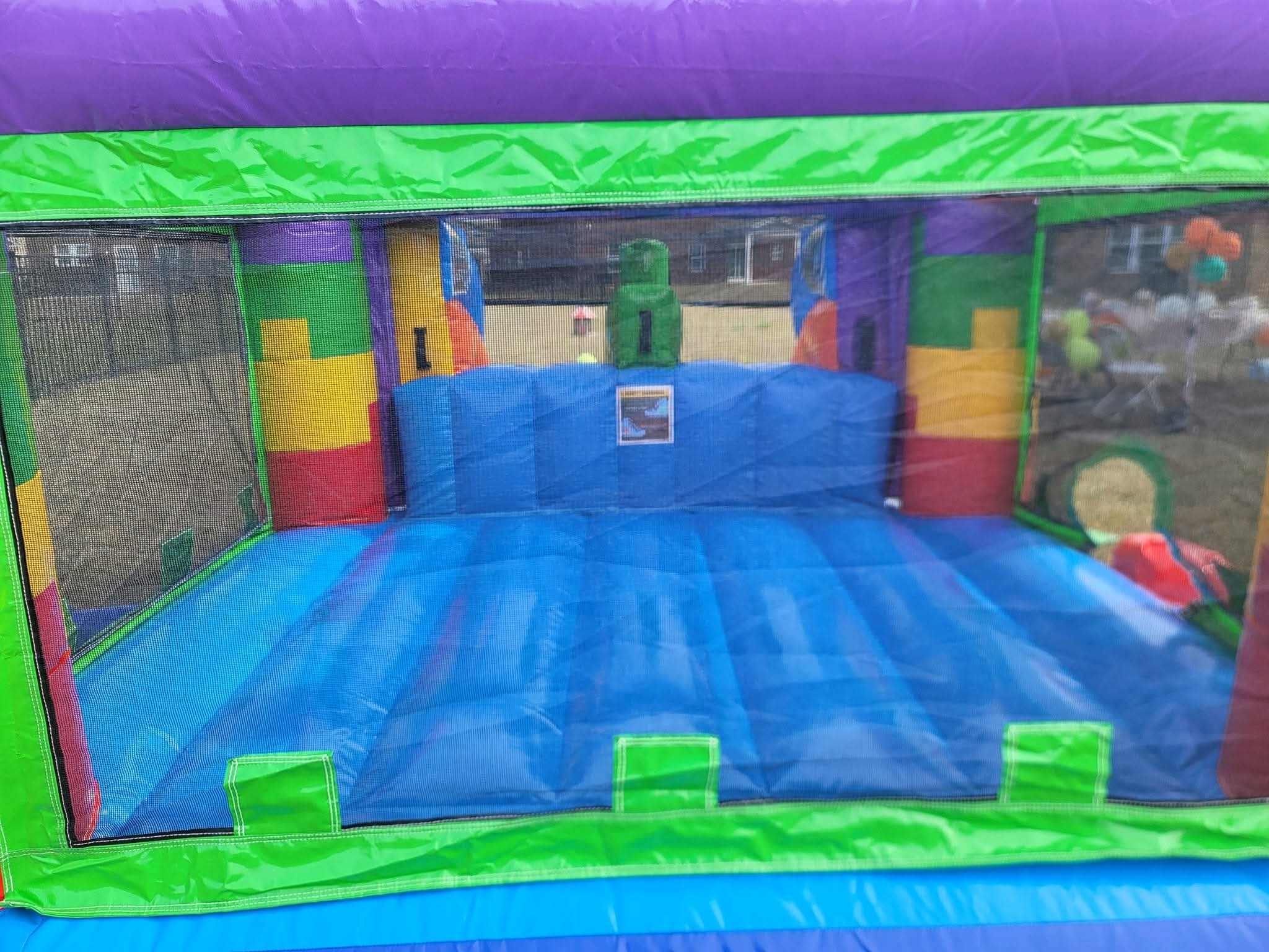 Dry Bounce Houses & Combos