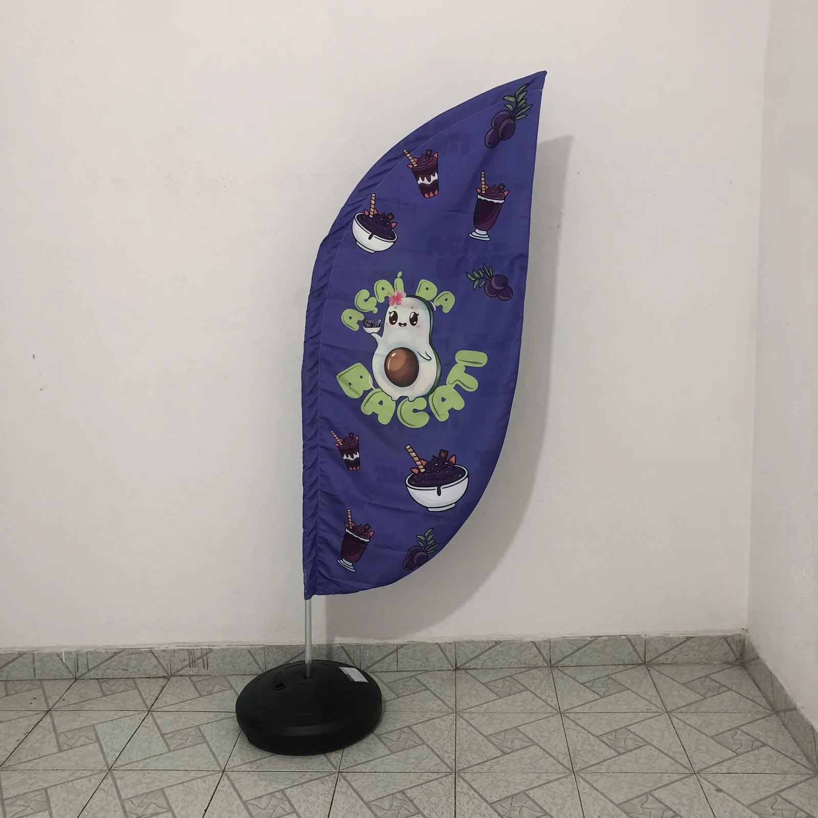 Windbanner publicitário - Modelo 2