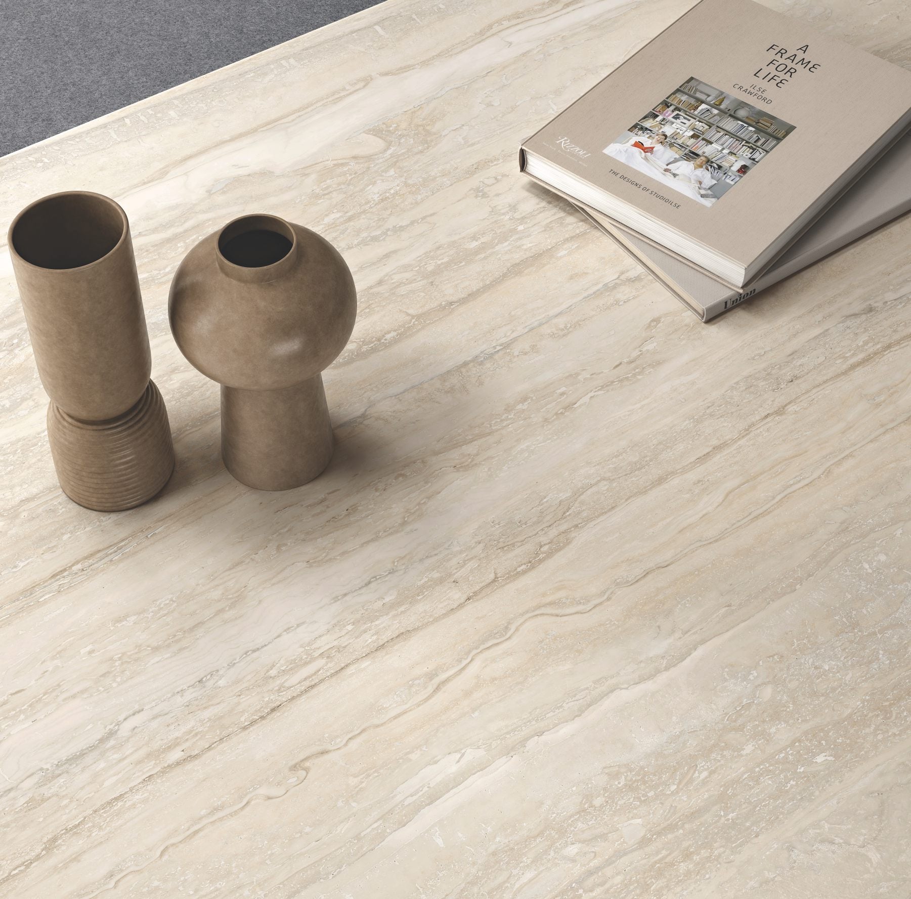 TRAVERTINO CREMA Installation 3