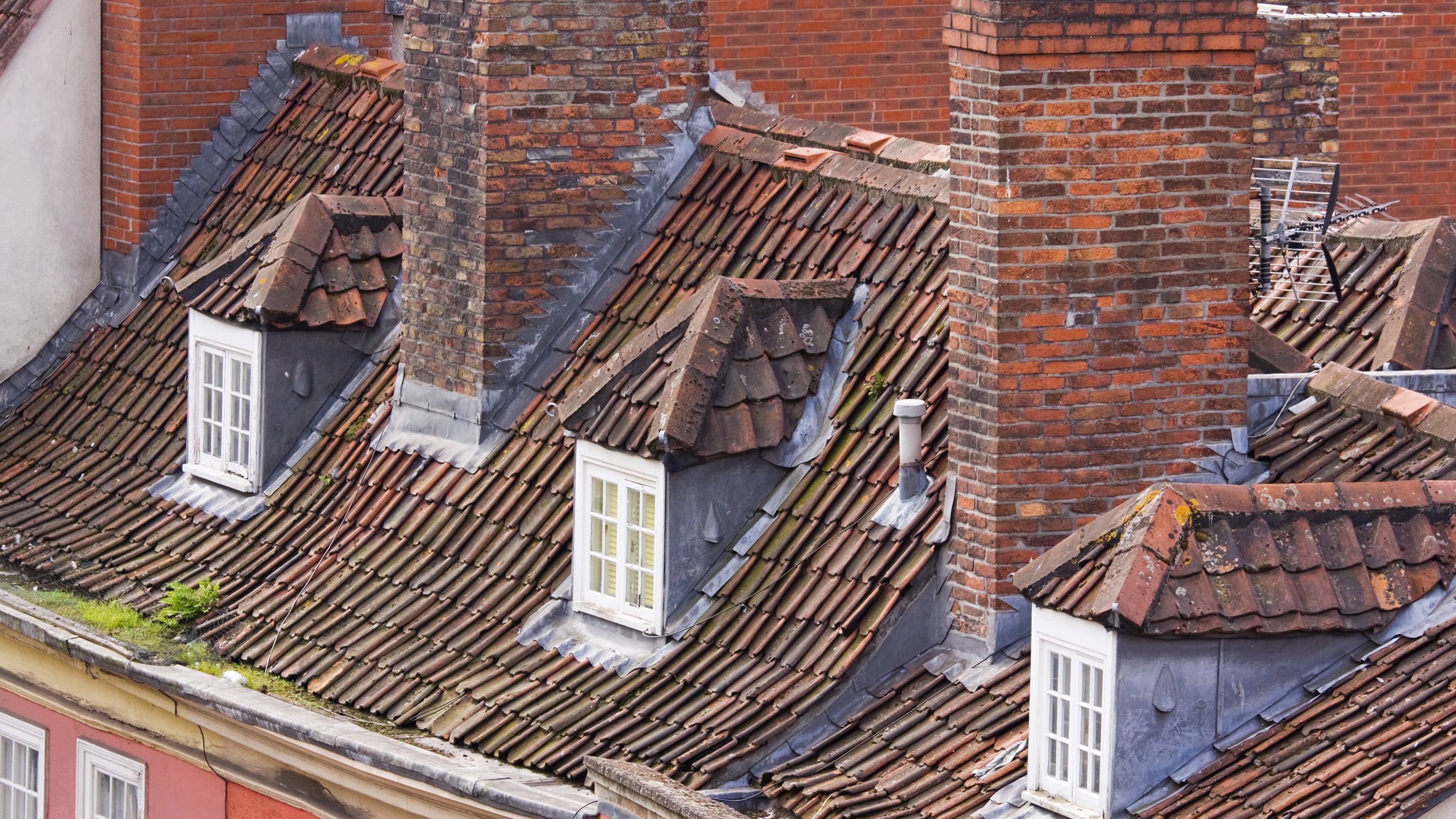 UK roofing work - slide 2