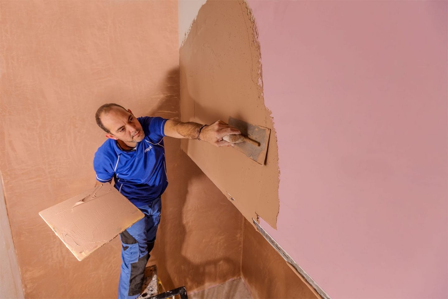 Professional ceiling plastering, smooth finish
