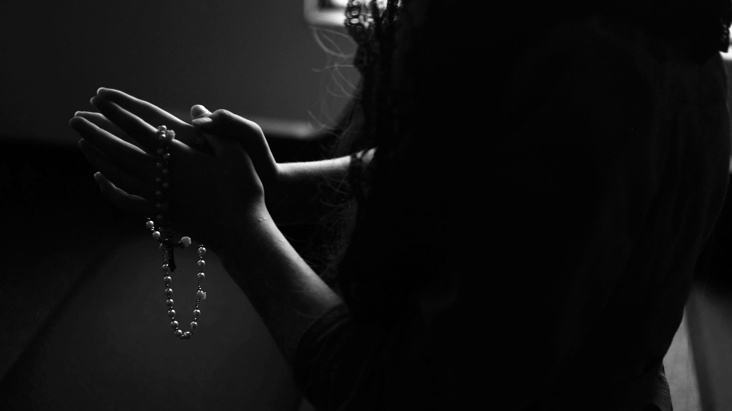 Person praying the novena
