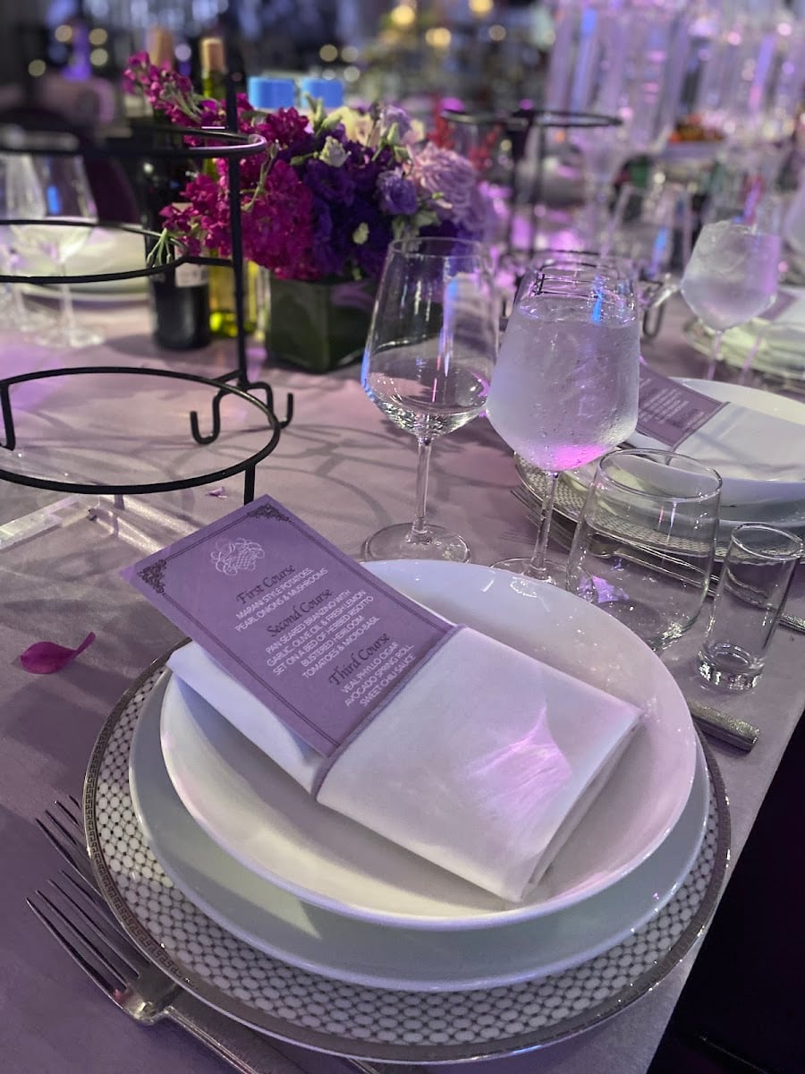 Elegant Place Setting Design