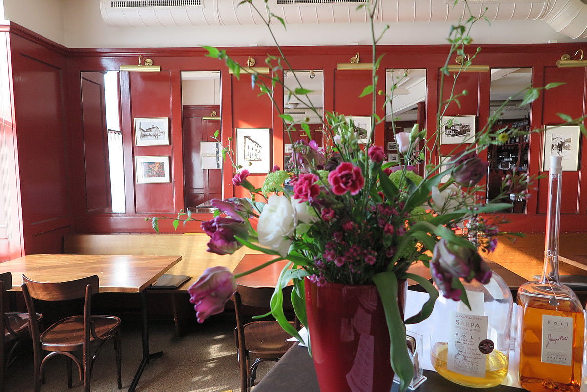 Stadtbistro Isebähnli - Restaurants & Cafés in Baden