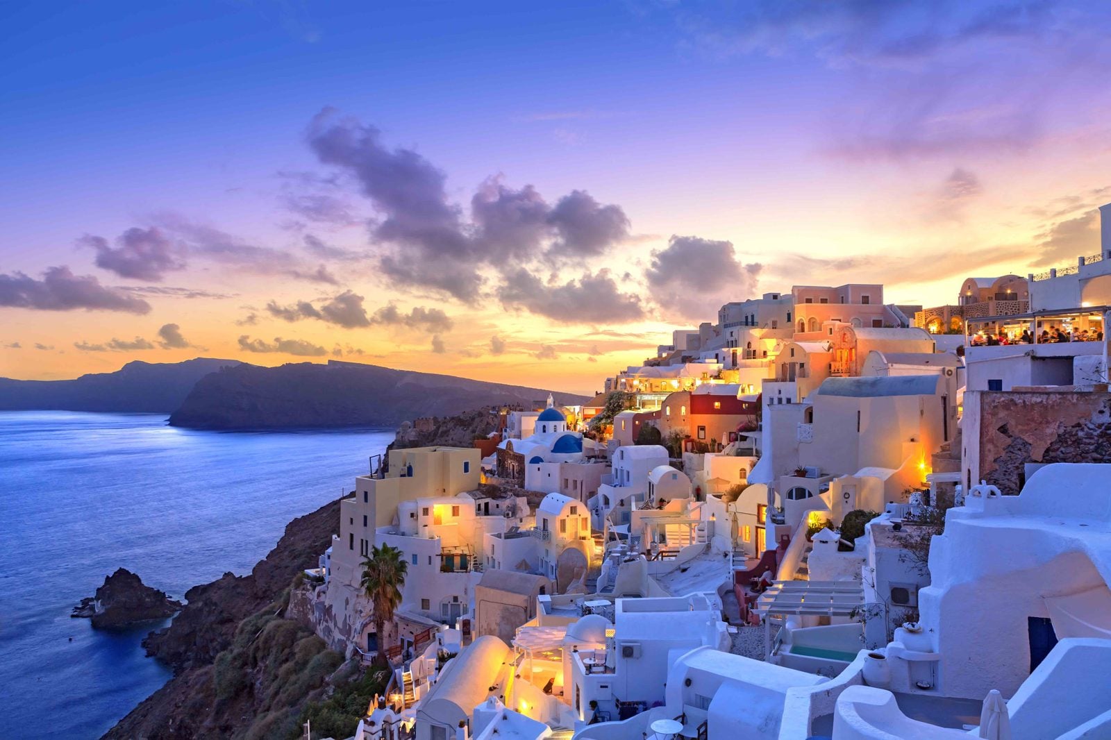 Coucher de soleil sur Santorin en Grèce