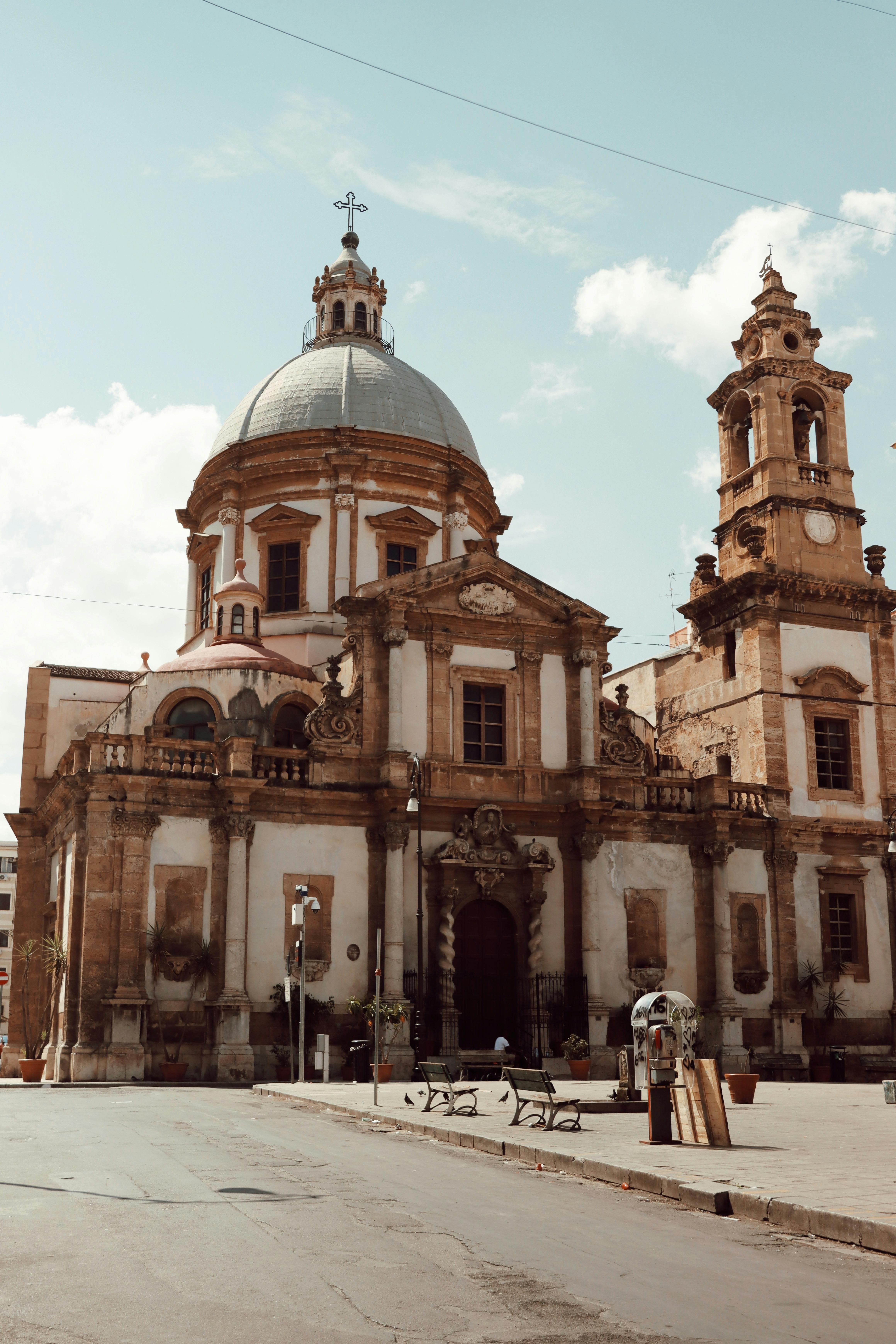 Historic baroque church in Sicily for elegant wedding ceremonies
