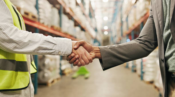 Direct partnership between warehouse owners and logistics companies