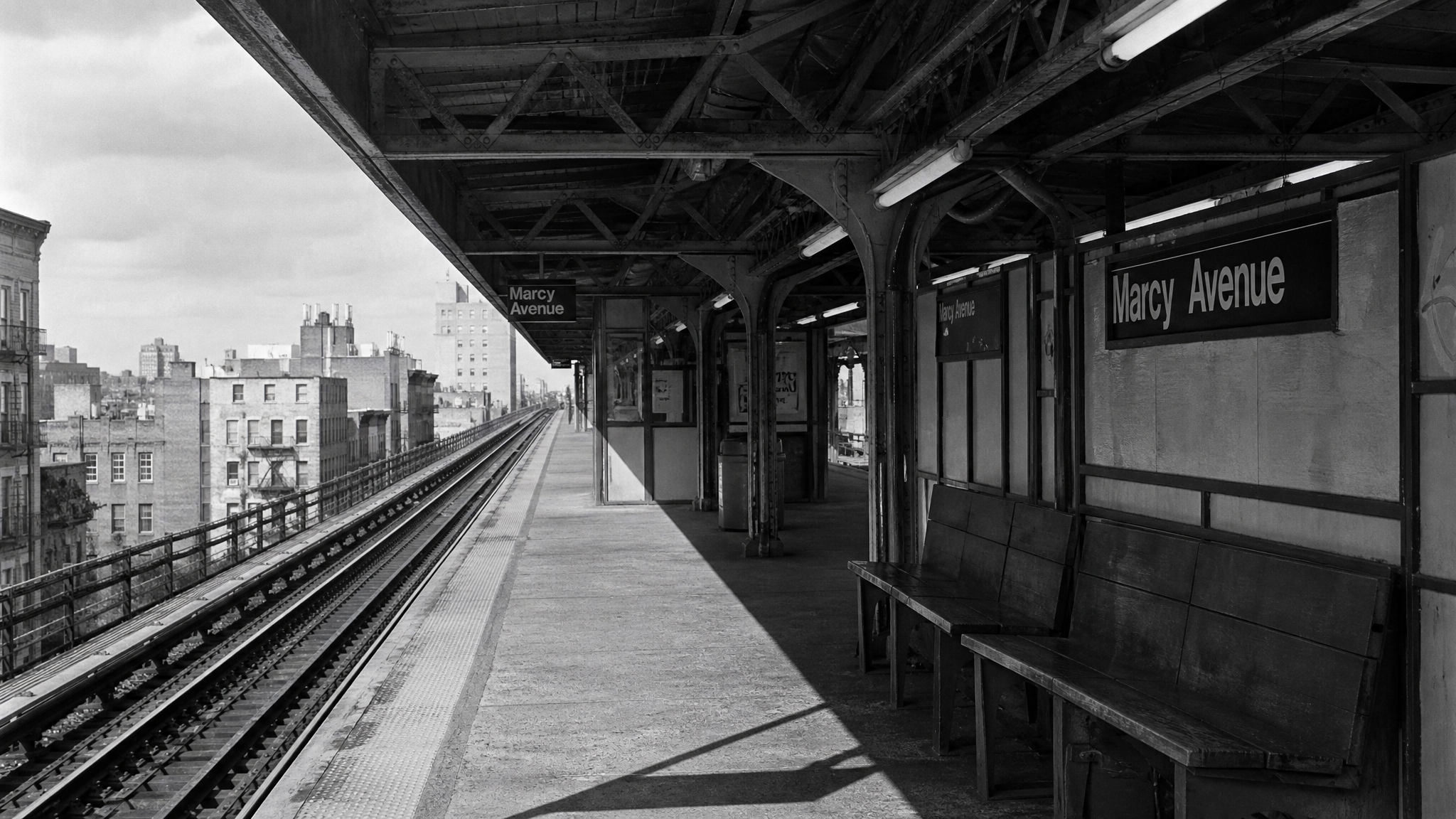Elevated train station, Brooklyn