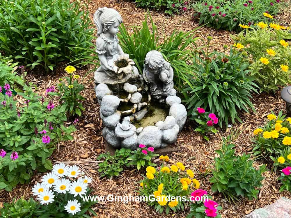 Mulch & Flower Beds service in Center, TX